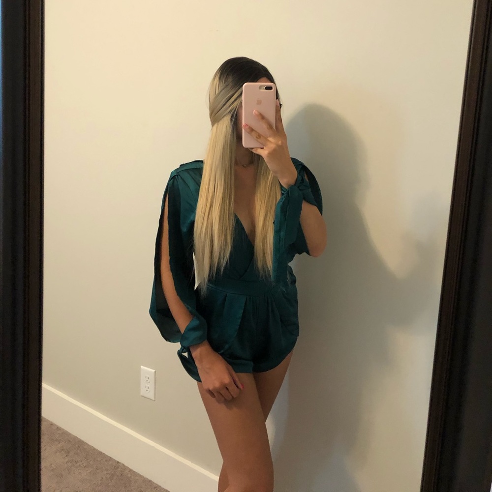 ⚡️FLASH SALE⚡️Satin Romper